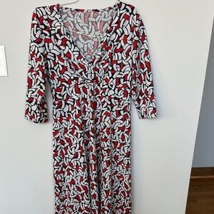 Stylish Red and Black Patterned Dress